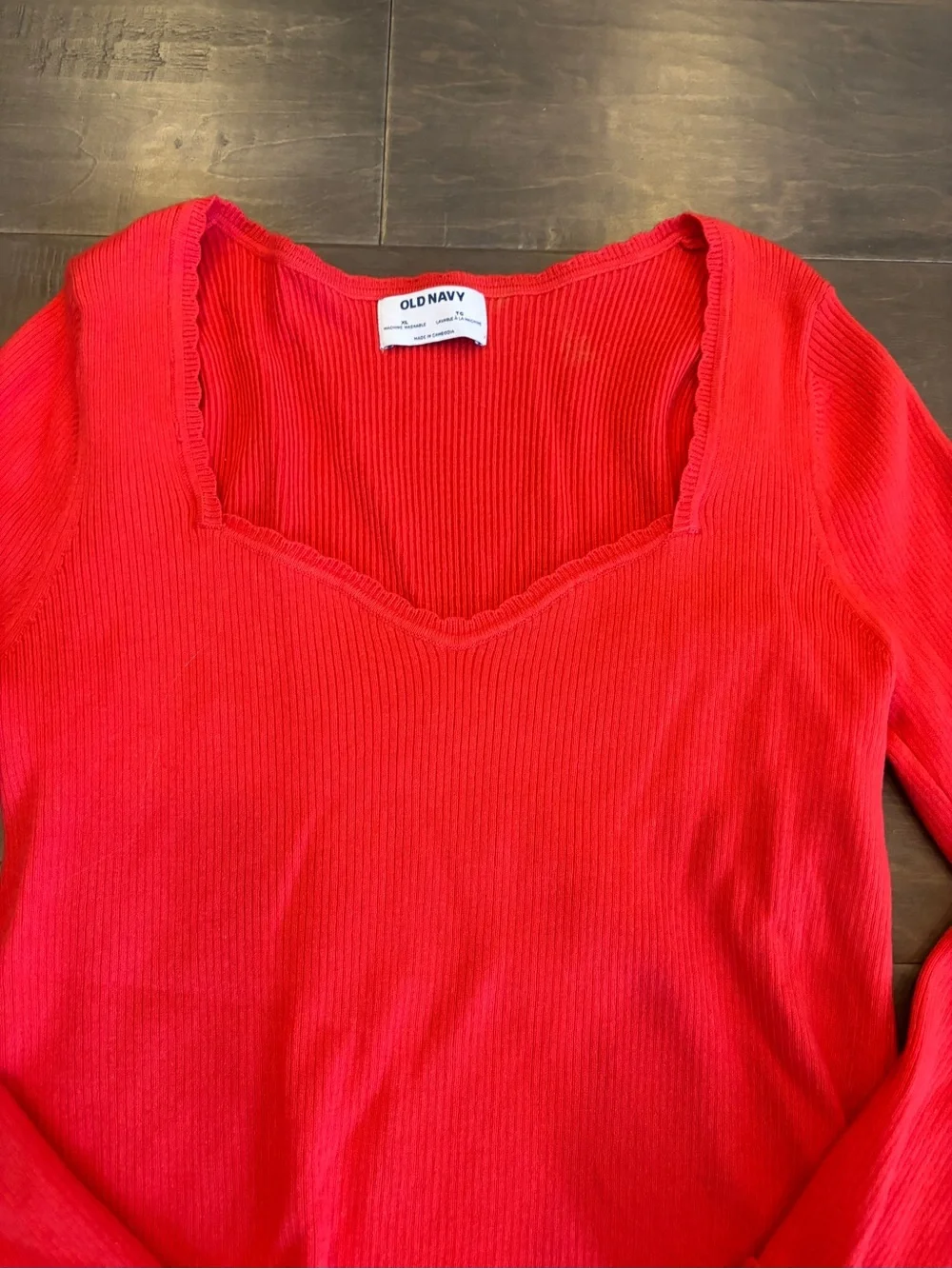 Old Navy Bright Red Ribbed Knit Top - Picture 3 of 8